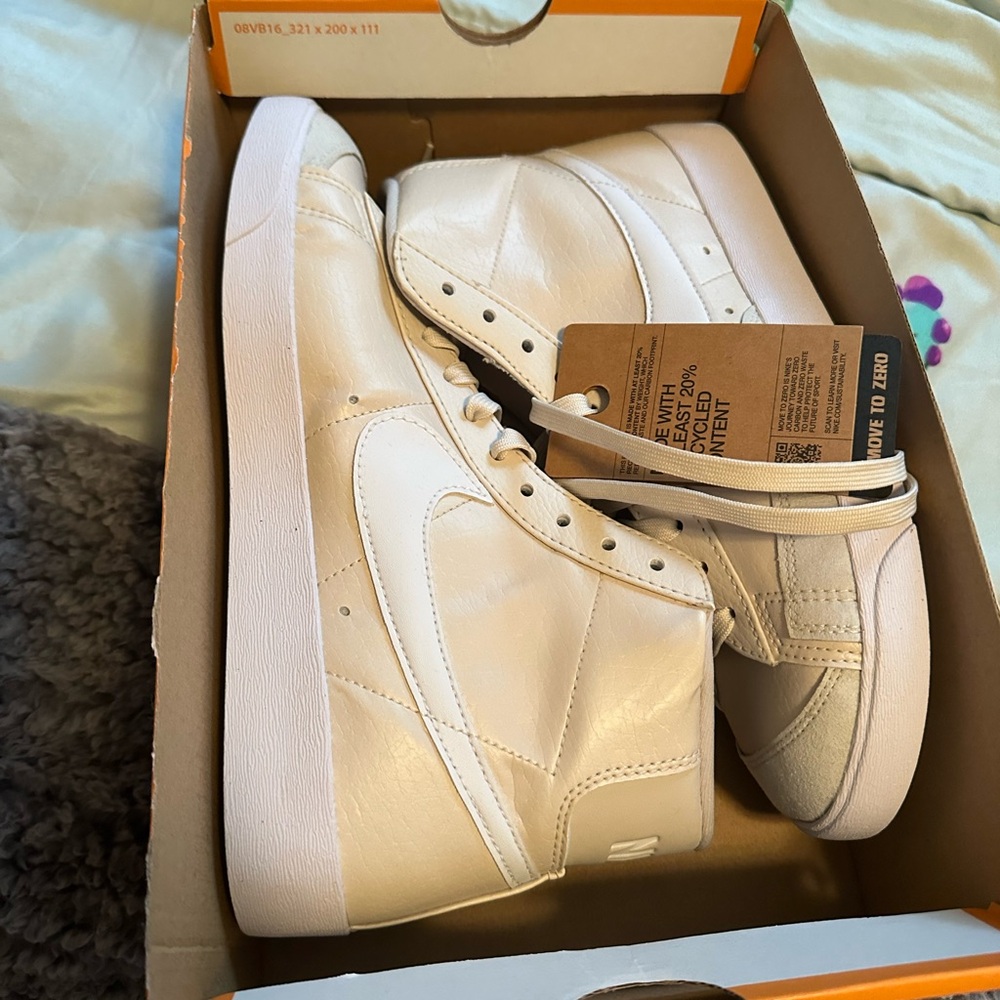 Nike blazer mid 77”